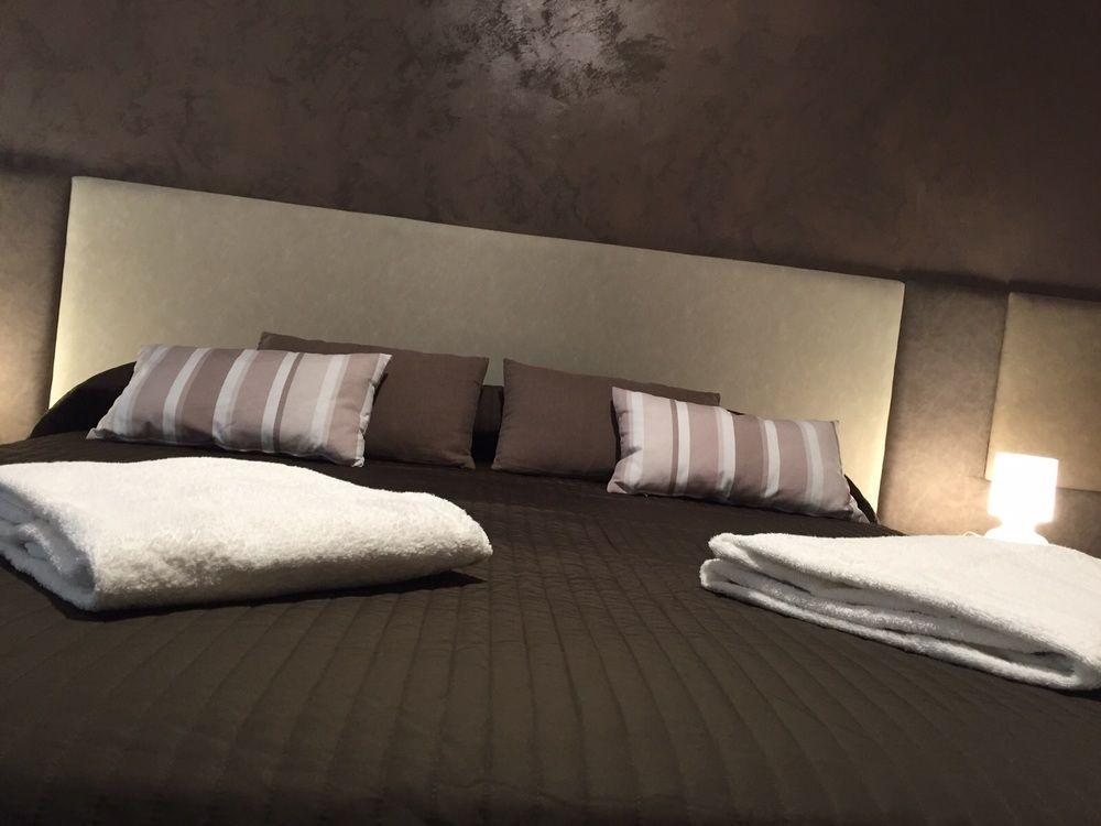 Bed and Breakfast Dormi A Roma Экстерьер фото